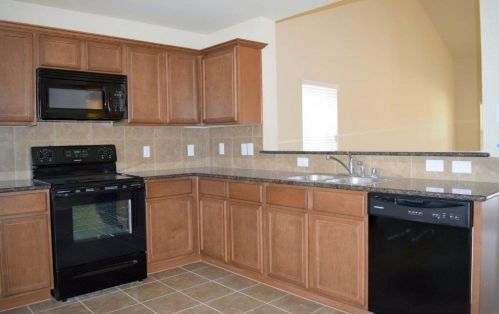 1111 Rainer Dr, Princeton TX  75407-0348 exterior