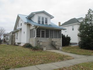 202 King St, Robinson, IL 62454-2729