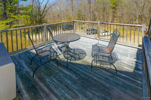 104 Webbs Mills Rd, Frye Island ME  04071-6316 exterior