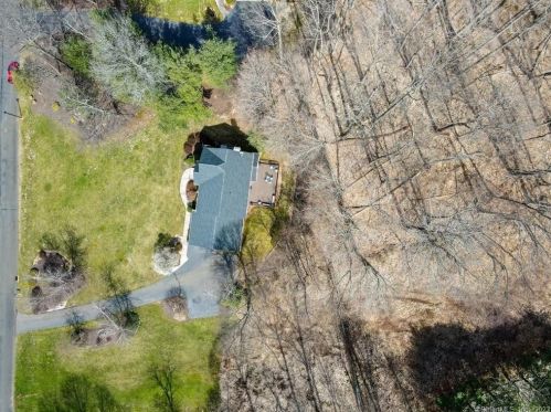 190 Copper Ridge Rd, Southington CT  06489-4645 exterior