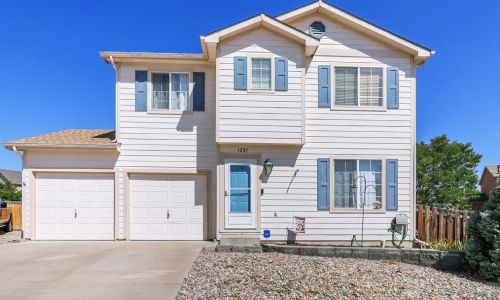 1227 Silverqueen Rd, Pueblo CO  81008-1946 exterior