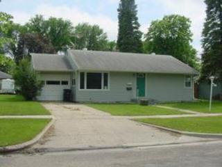 52 17 1/2 Ave, Fargo, ND 58102-2355