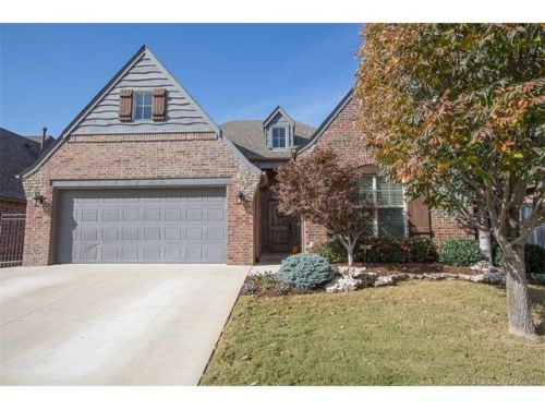 10928 77th Pl, Tulsa, OK 74133