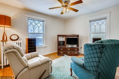 828 Holly Ave, Saint Paul MN  55104-7137 exterior
