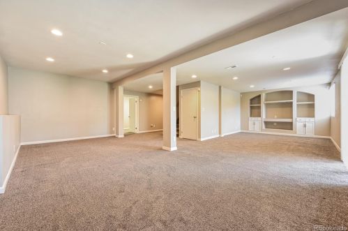 21582 Omaha Ave, Parker CO 80138-7238 exterior