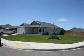 4214 Bond Ln, Pasco, WA 99301-9254