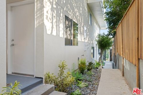 425 Marine St, Santa Monica CA  90405-5653 exterior