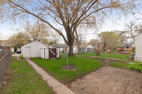 1611 Chelsea St, Saint Paul MN  55108-2214 exterior