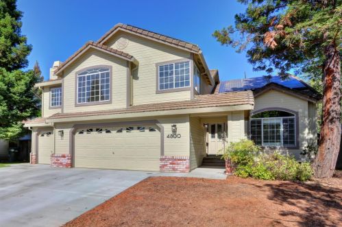 4800 Runway Dr, Fair Oaks, CA 95628-8121
