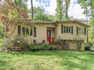 85 Mills Gap Rd, Asheville, NC 28803-9571