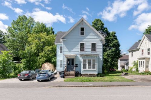 42 Tyler St, Laconia, NH 03246-3548