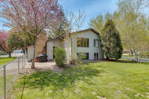 4012 Cinnabar Dr, Saint Paul MN  55122-2943 exterior