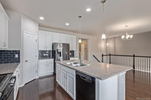 5015 Wenatchee St, Denver CO 80015-6797 exterior