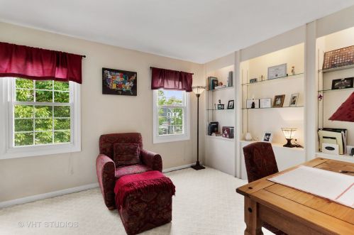 864 Burning Trl, Carol Stream IL  60188-9190 exterior