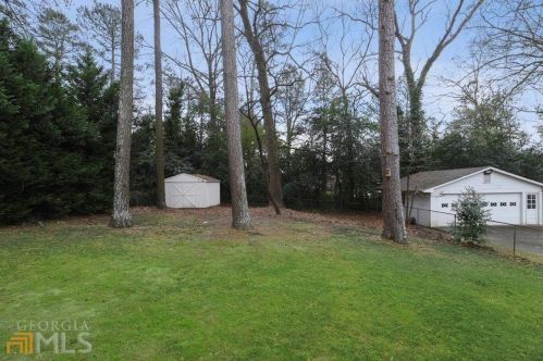 2757 Eaton Pl, Atlanta GA  30341-3915 exterior