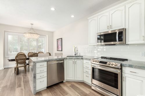 11835 Cottage Side Way, Draper, UT 84020-8249