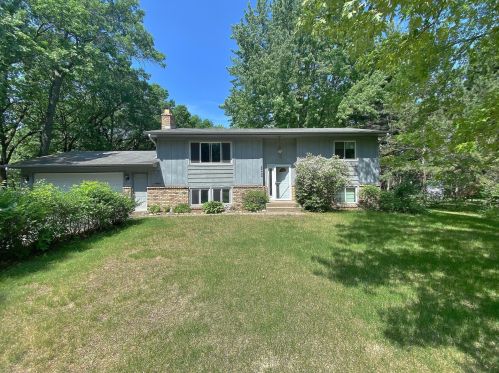 26438 Finley Ave, Columbus, MN 55092