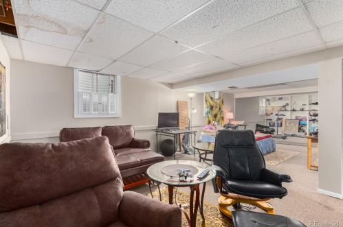 7556 Rosemary Cir, Englewood CO 80112-6421 exterior