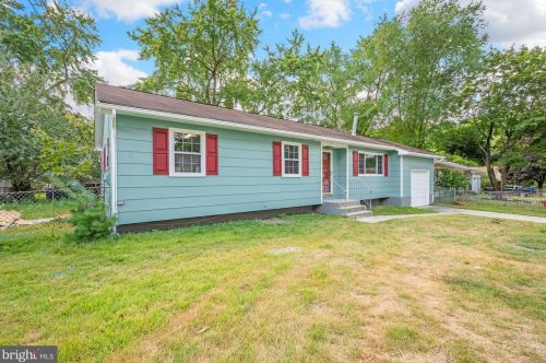 443 Dennis Ave, Browns Mills, NJ 08015-1823