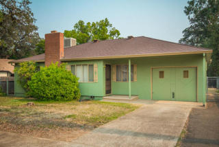 2290 Knobcone Ave, Anderson, CA 96007-4027