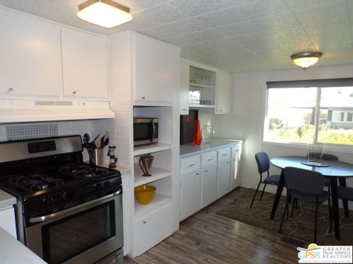 4 Araby St, Palm Springs, CA 92264-9005
