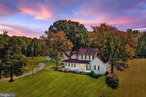 6482 Shady Side Rd, Shady Side MD 20764-9715 exterior