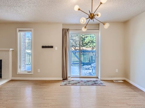 3014 Macon Cir, Aurora CO 80014-3092 exterior