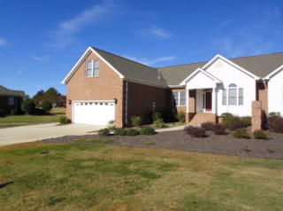 140 Hunters Village Dr, Greenwood, SC 29649-8498