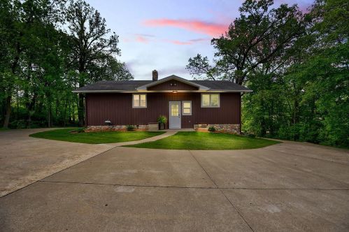 4600 230th St, Faribault, MN 55021-8351