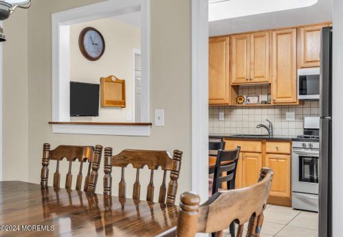 20 Pne Needle St, Wall Township NJ  07731-2647 exterior