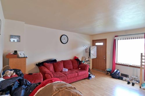 1017 18th St, North Chicago, IL 60064-2133