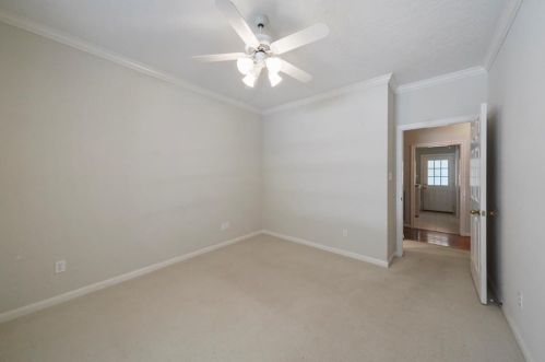 28 Wedgewood Blvd, Conroe TX  77304-1349 exterior