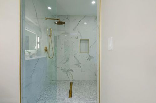 620 Colebrook Ct, Atlanta GA  30327-4710 exterior