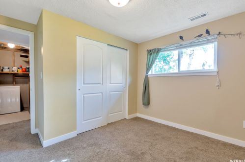 7495 2200, Taylorsville UT 84088-9515 exterior