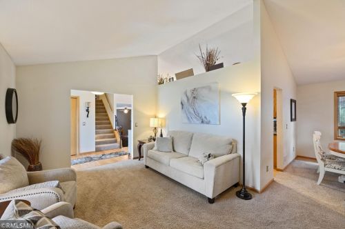 6512 137th St, Saint Paul MN  55124-4625 exterior