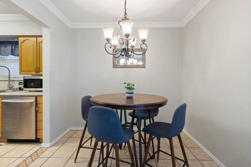 4229 Burning Tree Ln, Garland TX 75042-4607 exterior