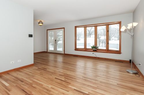 1770 Euclid Ave, Mount Prospect, IL 60056-1564