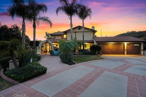 912 Yosemite Ct, San Dimas, CA 91773-1340