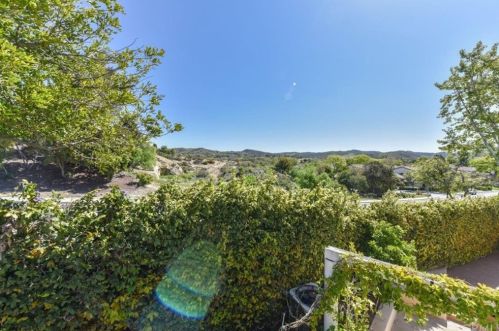 51 Sunlight, Irvine CA  92603-3740 exterior