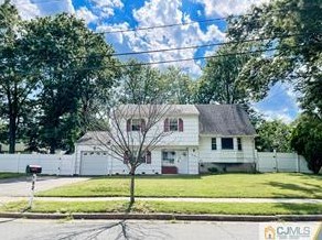 162 Davis Ave, Piscataway NJ  08854-2406 exterior