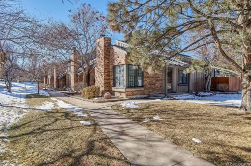 8140 Phillips Cir, Englewood, CO 80112-3244