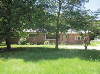 1104 Remington Pl, Manchester, TN 37355-2220