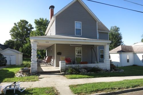 424 12th St, Trenton, MO 64683-2236