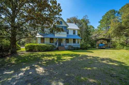6338 Farm House Rd, Ravenel, SC 29470-5620