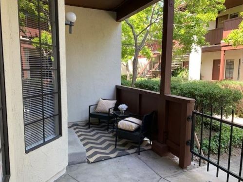 443 Costa Mesa Ter, Sunnyvale CA  94085-1611 exterior