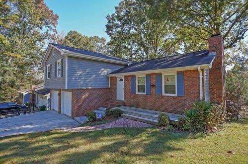 657 Almand Branch Rd, Conyers GA  30094-2605 exterior