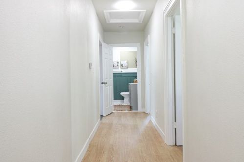 2314 Bristol St, Santa Ana CA  92704-5721 exterior