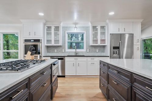 4130 Summit Dr, Marietta, GA 30068-4150