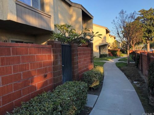 1033 Orangewood Ave, Anaheim, CA 92802-4009