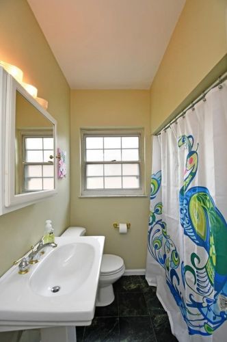 1335 Covedale Ave, Cincinnati OH  45238-3845 exterior